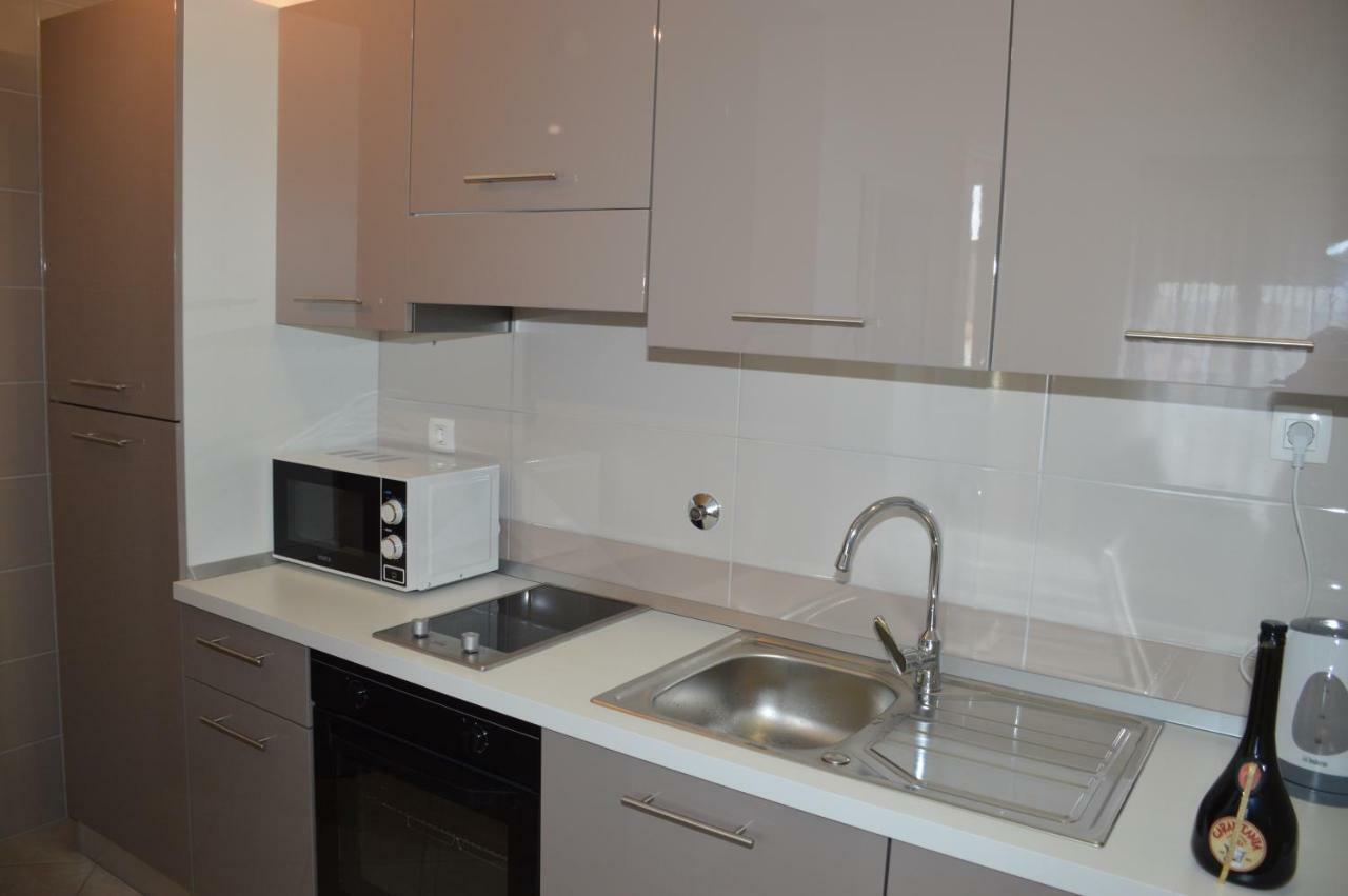 Papedoni Apartment *